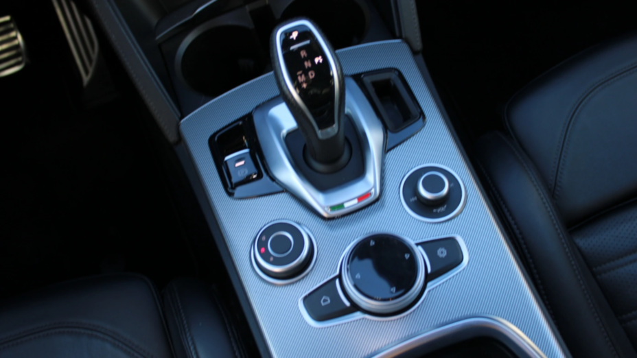 ALFA ROMEO Stelvio Stelvio 2.0 Turbo Veloce Q4 aut