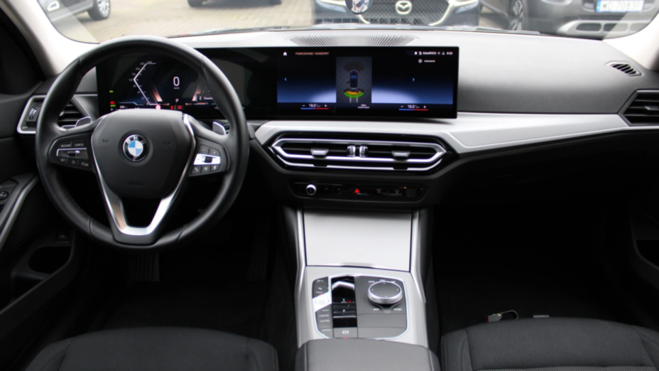 BMW Seria 3 320i aut
