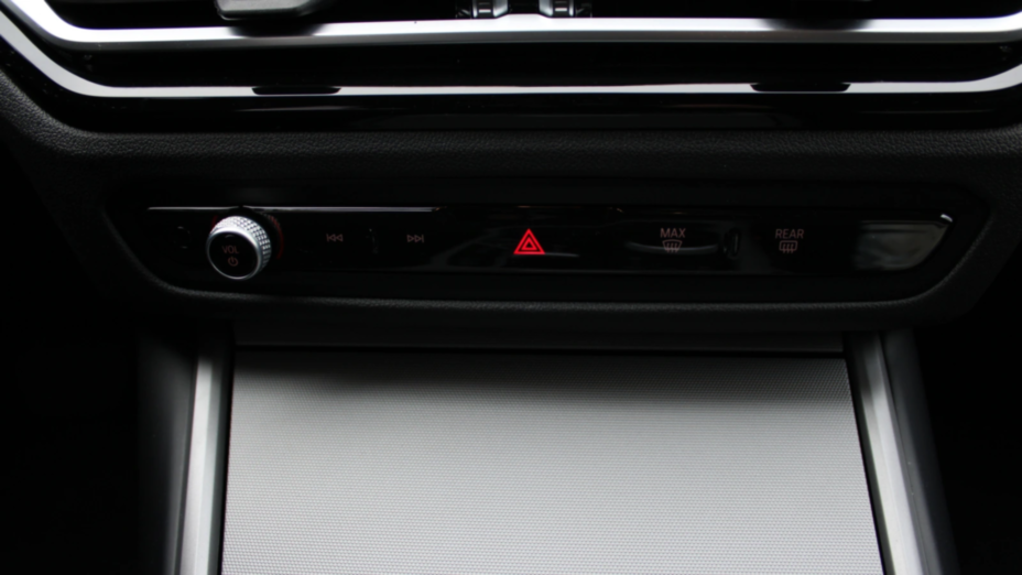 BMW Seria 3 320i aut