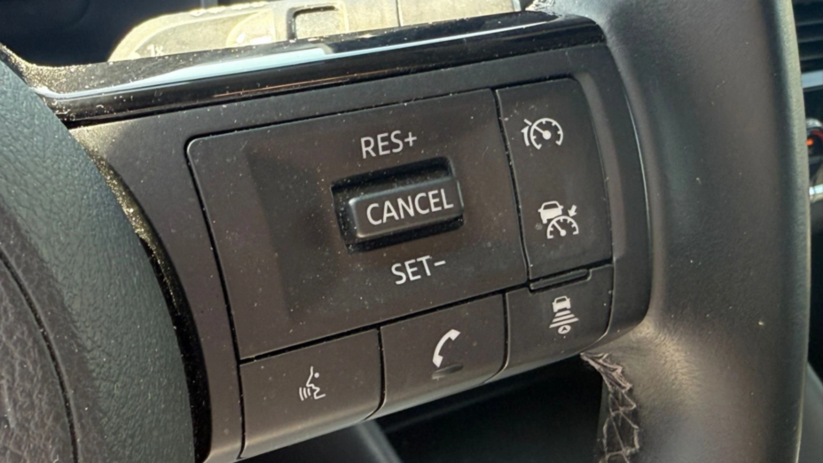 NISSAN Qashqai Qashqai 1.3 DIG-T mHEV N-Connecta