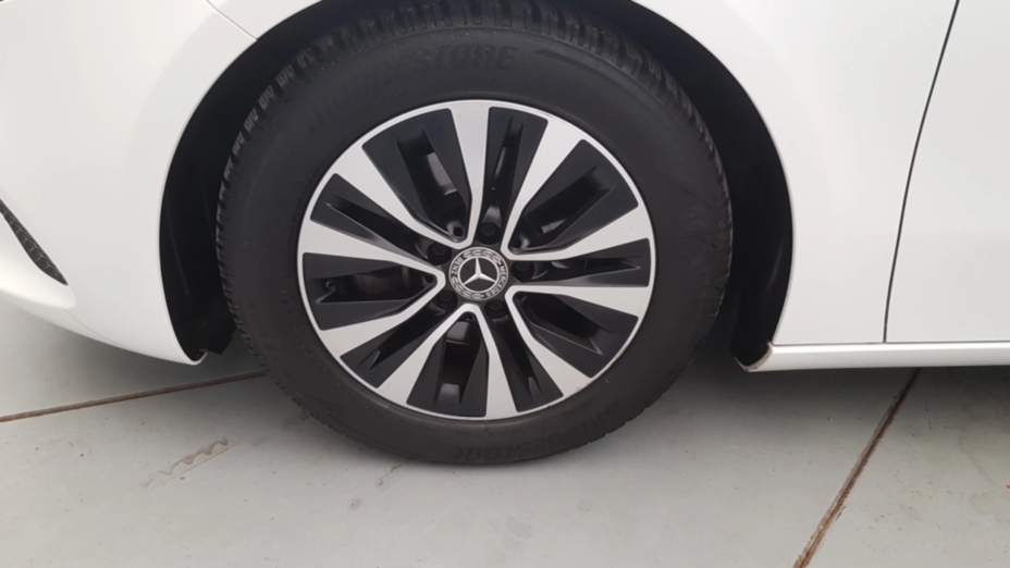 MERCEDES-BENZ A Klasa A 180 Style 7G-DCT