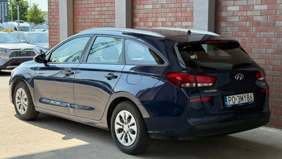 HYUNDAI i30 i30 1.4 Classic +