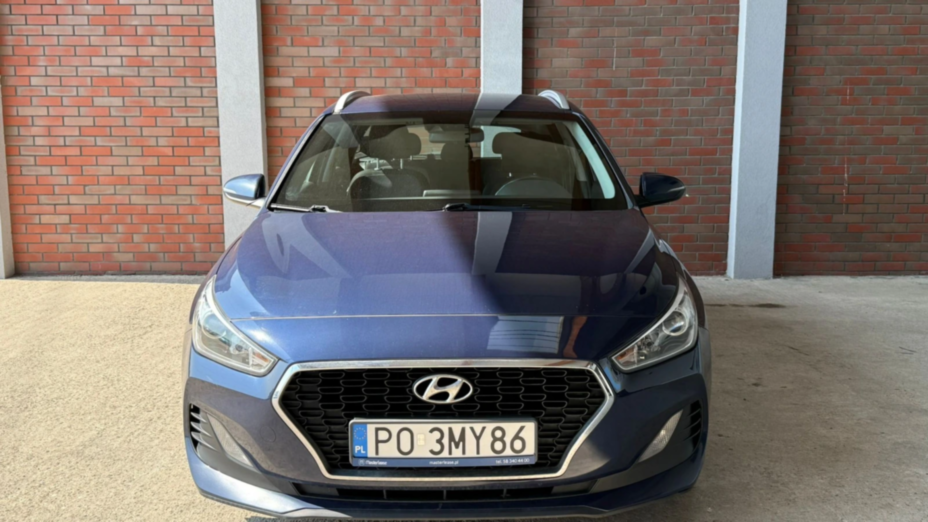 HYUNDAI i30 i30 1.4 Classic +