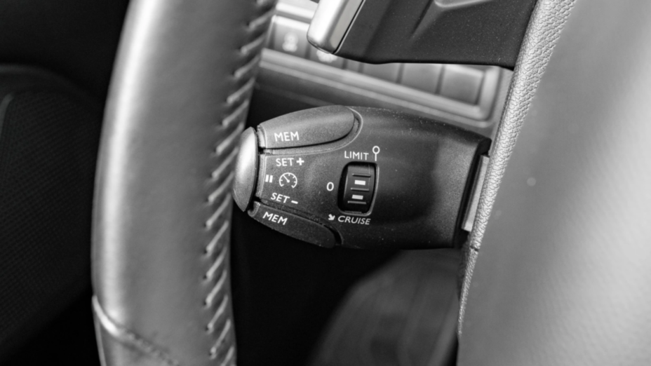 PEUGEOT 308 308 1.2 PureTech GPF Allure S&S EAT8