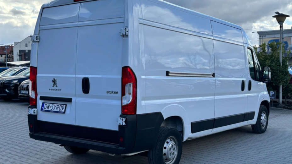 PEUGEOT Boxer Boxer 333 BlueHDi L3H2