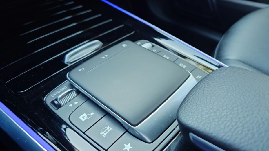 MERCEDES-BENZ GLB GLB 200 Progressive 7G-DCT
