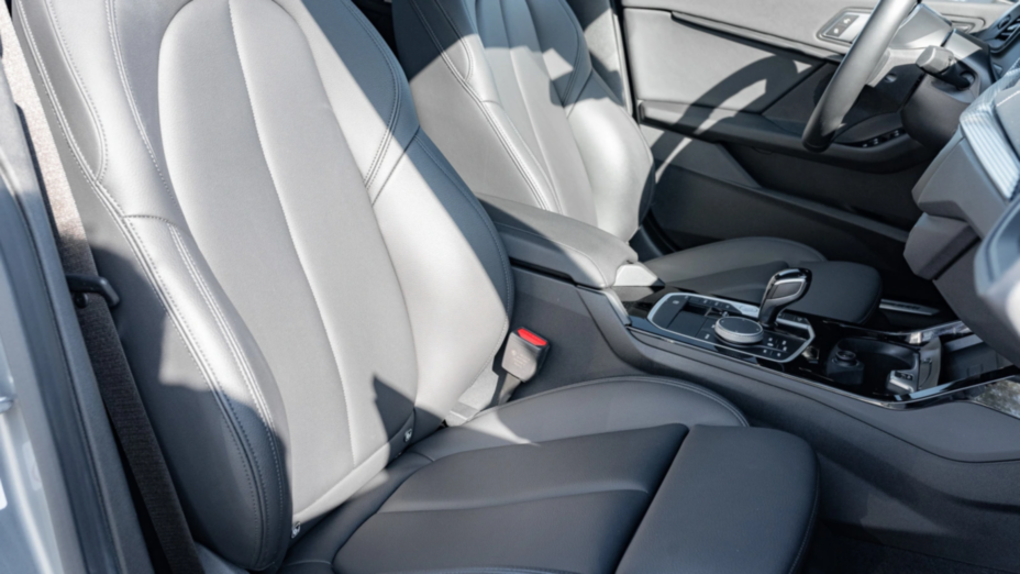 BMW Seria 2 220i xDrive M Sport aut