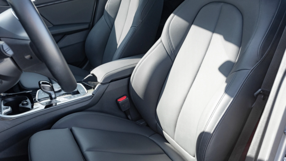 BMW Seria 2 220i xDrive M Sport aut