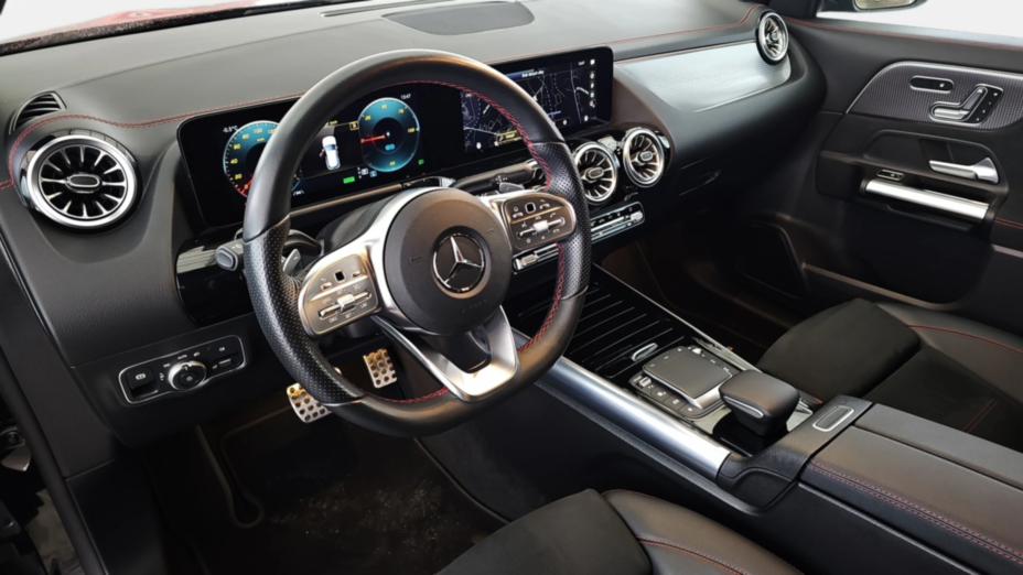 MERCEDES-BENZ EQA EQA 250 66.5kWh AMG Line