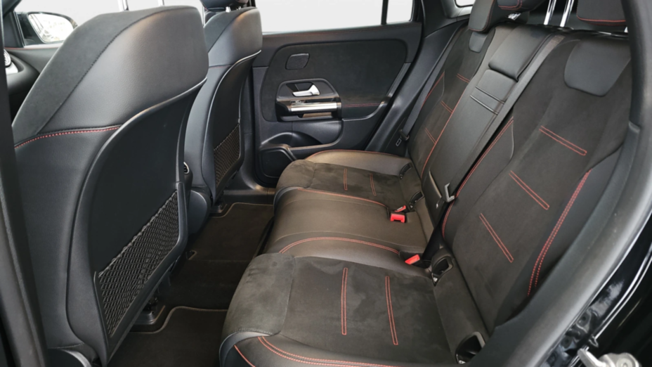 MERCEDES-BENZ EQA EQA 250 66.5kWh AMG Line