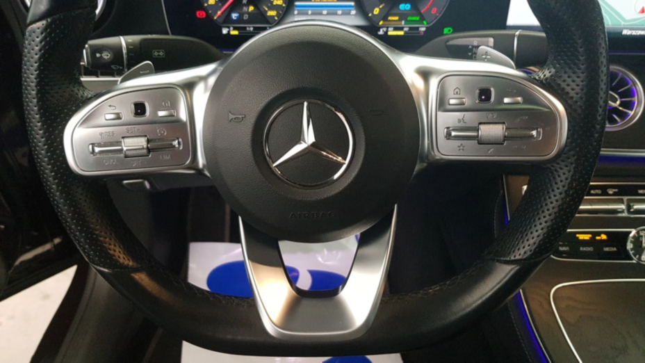 MERCEDES-BENZ E Klasa E 300 Coupe 9G-TRONIC