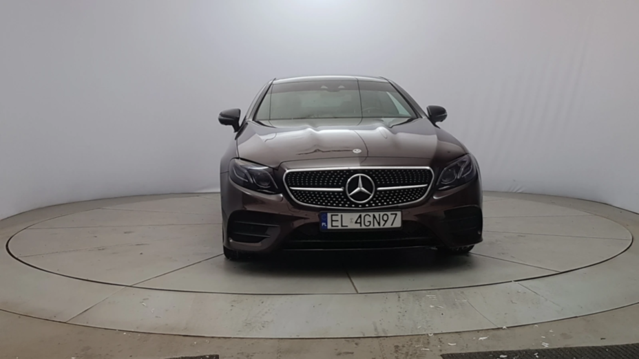 MERCEDES-BENZ E Klasa E 300 Coupe 9G-TRONIC
