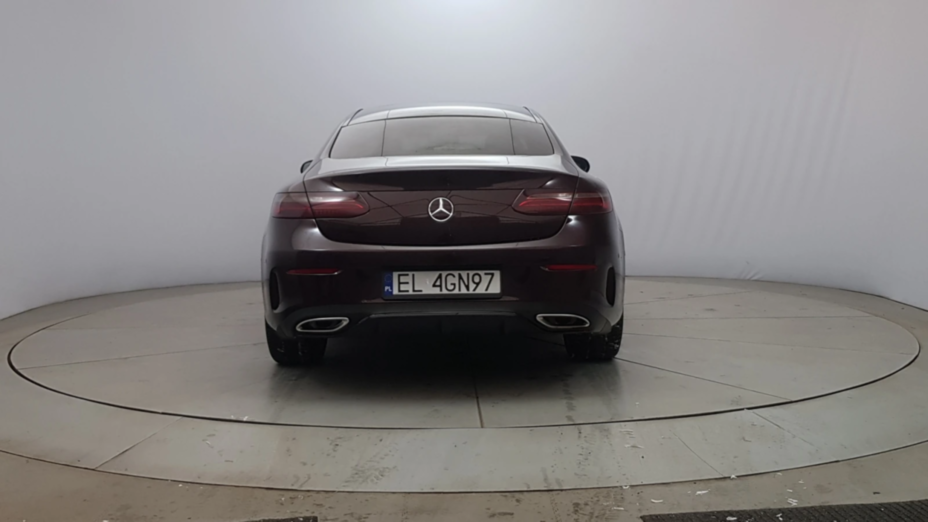 MERCEDES-BENZ E Klasa E 300 Coupe 9G-TRONIC