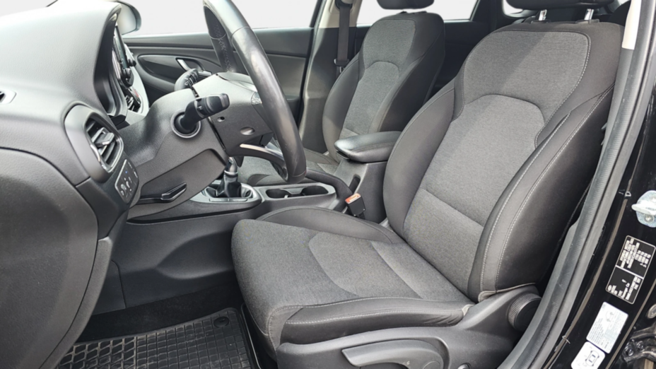 HYUNDAI i30 i30 1.5 DPI Comfort