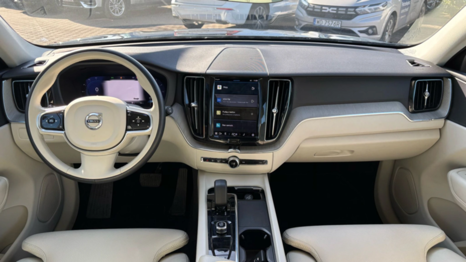 VOLVO XC60 XC60 B4 D AWD Plus Bright aut