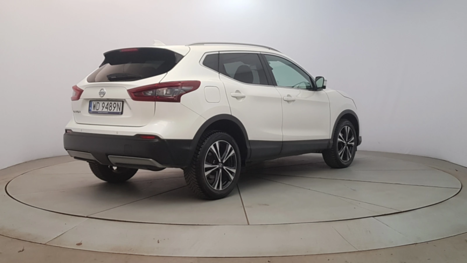 NISSAN Qashqai Qashqai 1.3 DIG-T N-Connecta DCT