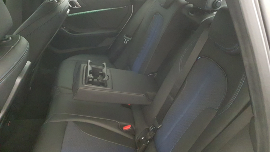 BMW Seria 2 220i M Sport sport-aut