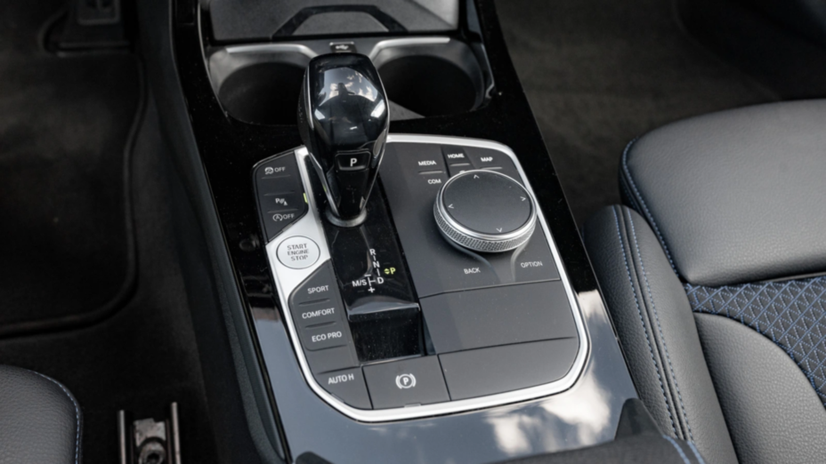 BMW Seria 2 220i M Sport sport-aut