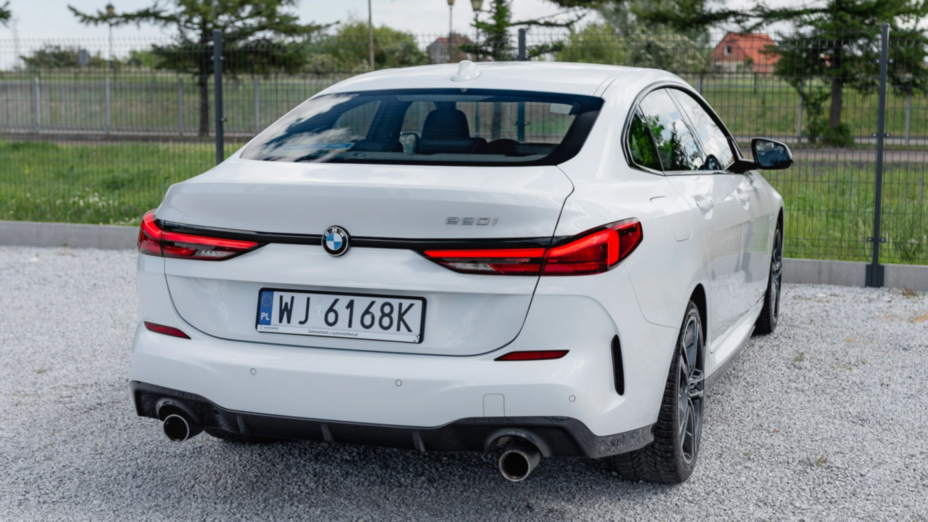 BMW Seria 2 220i M Sport sport-aut