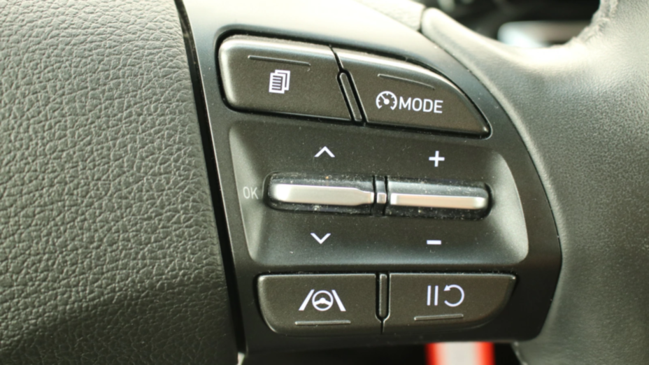 HYUNDAI i30 i30 1.5 DPI Smart