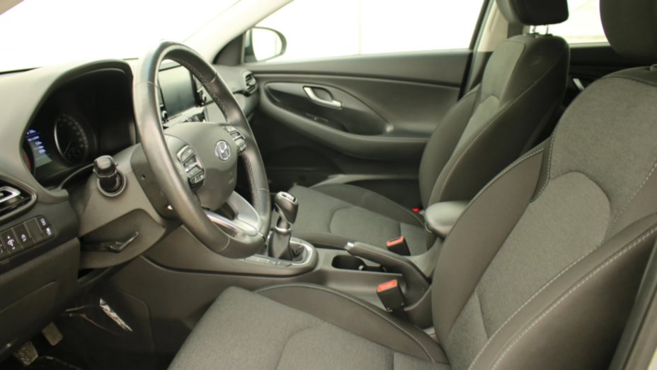 HYUNDAI i30 i30 1.5 DPI Smart