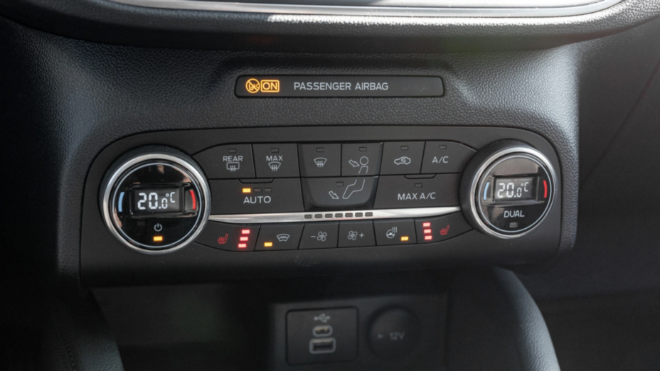 FORD Kuga Kuga 1.5 EcoBoost FWD Titanium