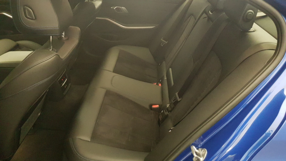 BMW Seria 3 318i M Sport aut