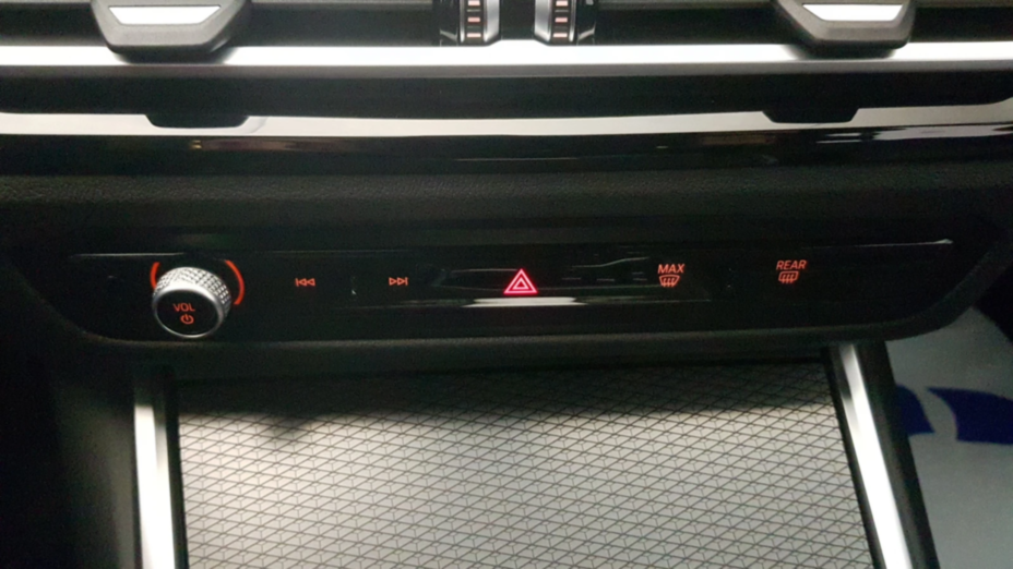 BMW Seria 3 318i M Sport aut