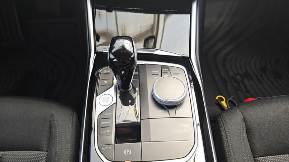 BMW Seria 3 320d xDrive mHEV Advantage aut