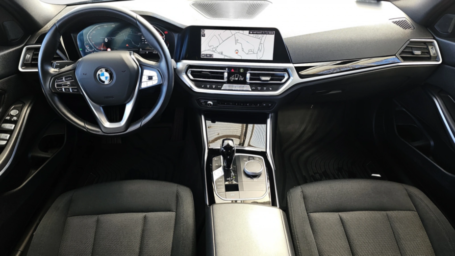 BMW Seria 3 320d xDrive mHEV Advantage aut