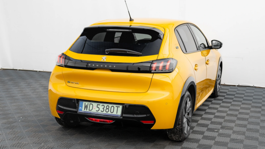 PEUGEOT 208 e-208 Allure Pack