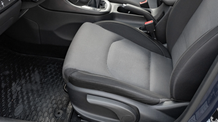 HYUNDAI i30 i30 1.4 Classic +