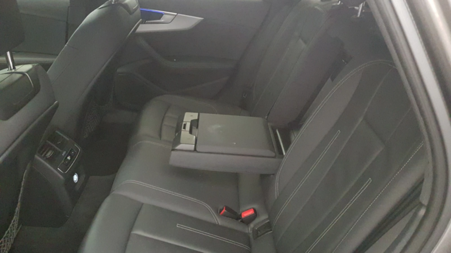 AUDI A4 A4 45 TFSI mHEV Quattro S tronic