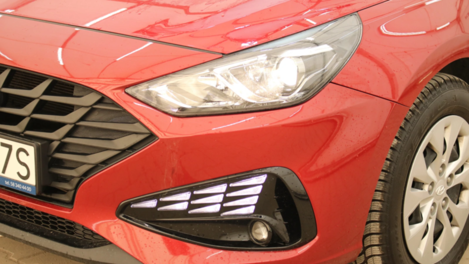 HYUNDAI i30 i30 1.5 DPI Classic +