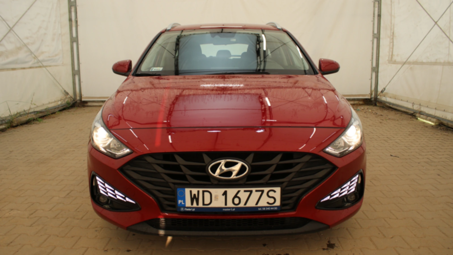 HYUNDAI i30 i30 1.5 DPI Classic +