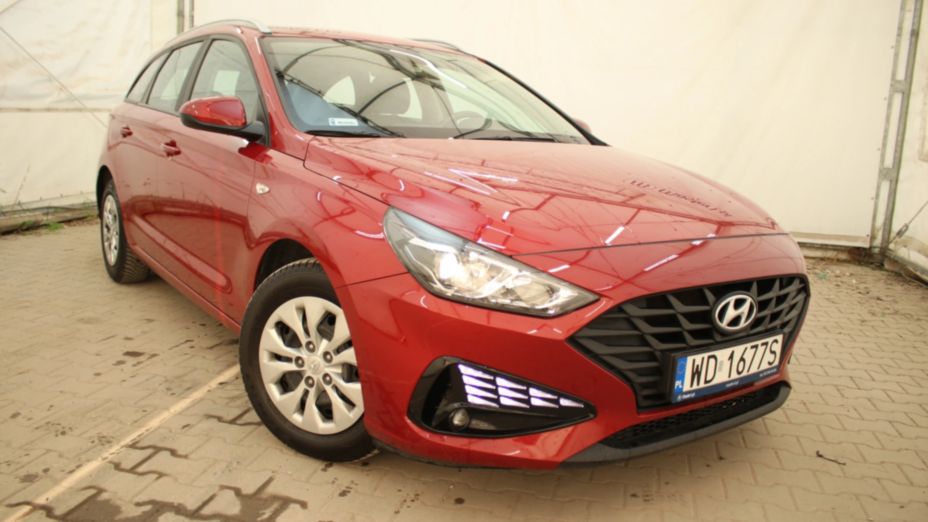 HYUNDAI i30 i30 1.5 DPI Classic +