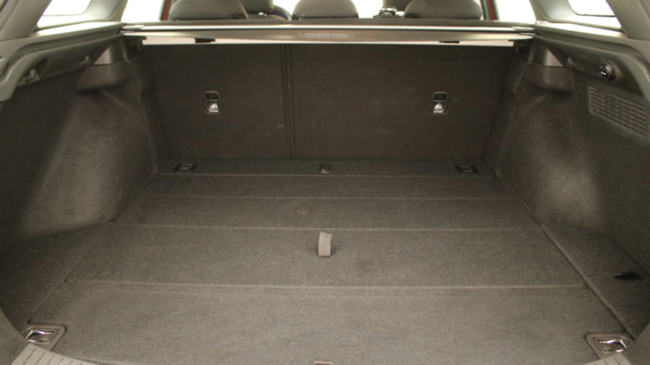 HYUNDAI i30 i30 1.5 DPI Classic +