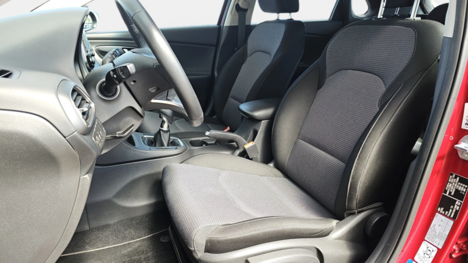 HYUNDAI i30 i30 1.5 DPI Classic +