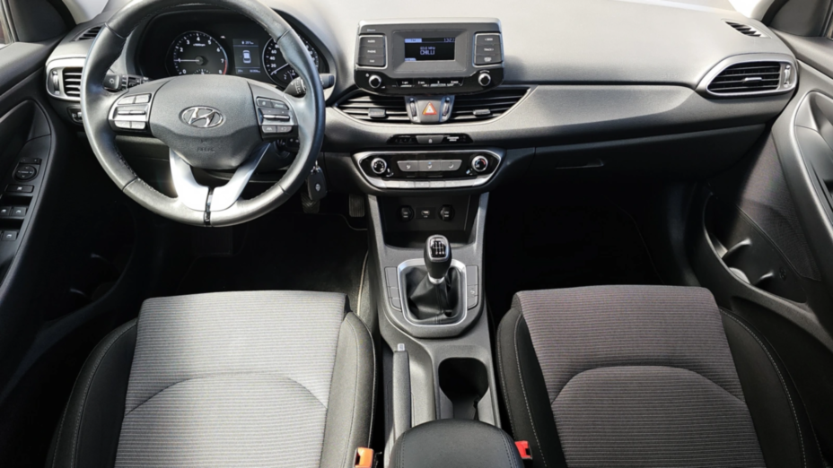 HYUNDAI i30 i30 1.5 DPI Classic +