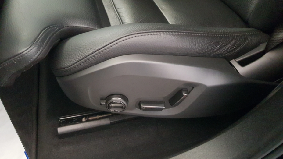 VOLVO XC60 XC60 B4 B Plus Bright aut