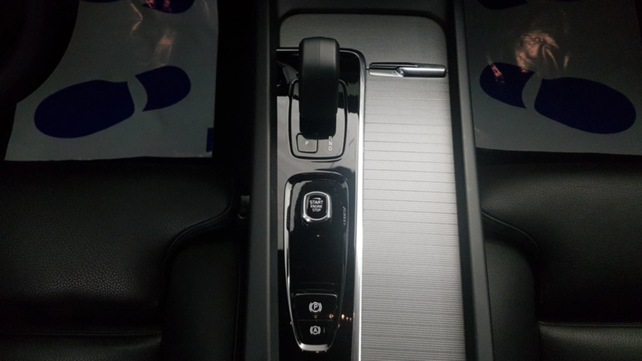 VOLVO XC60 XC60 B4 B Plus Bright aut