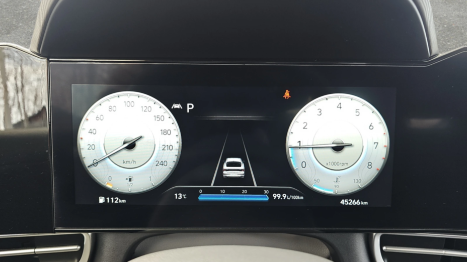 HYUNDAI Elantra Elantra 1.6 Executive CVT