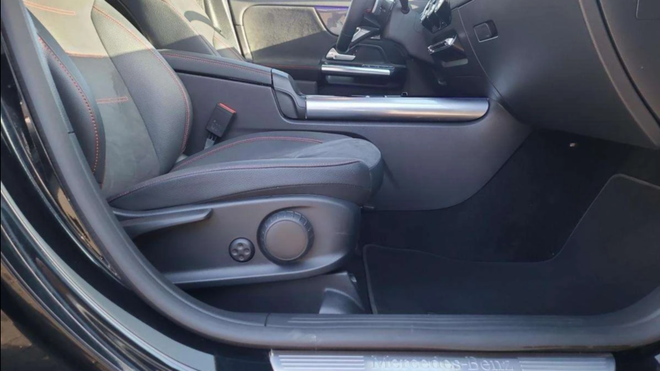 MERCEDES-BENZ GLA GLA 200 Style