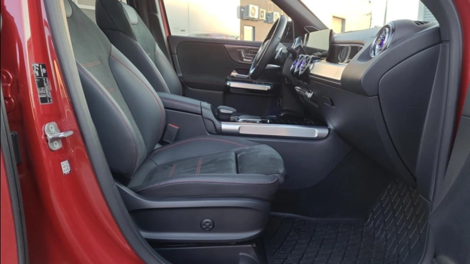MERCEDES-BENZ GLB GLB 200 d Style 8G-DCT