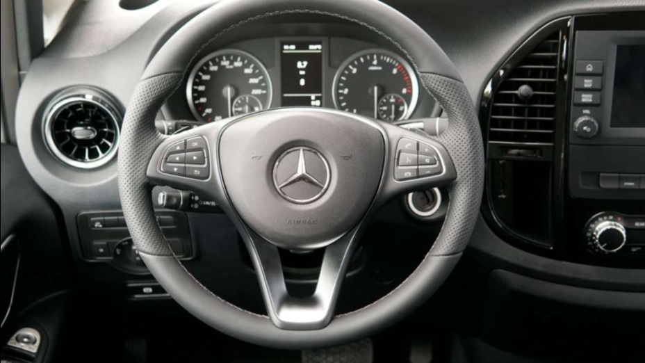 MERCEDES-BENZ Vito Vito Tourer 116 CDI L3 Select 9G-Tronic 447.705