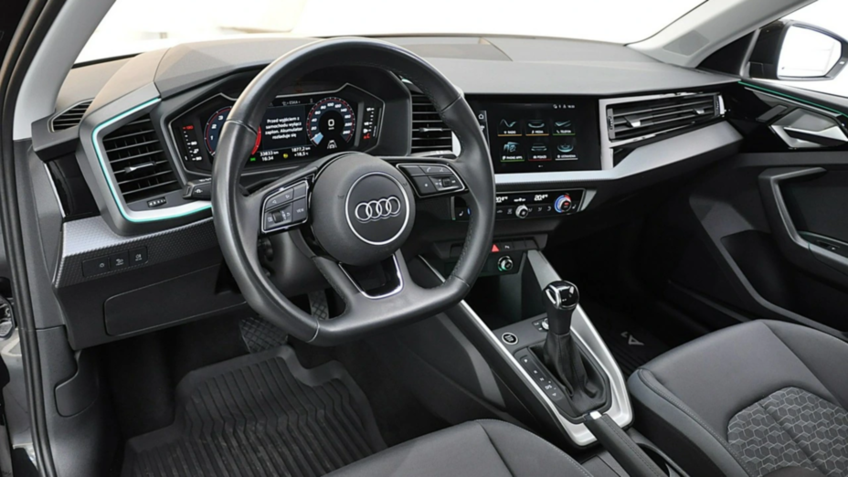 AUDI A1 A1 30 TFSI Advanced S tronic