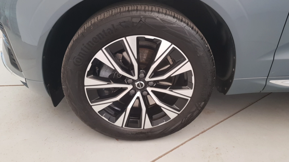 VOLVO XC60 XC60 B4 D AWD Plus Bright aut