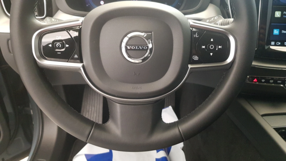 VOLVO XC60 XC60 B4 D AWD Plus Bright aut