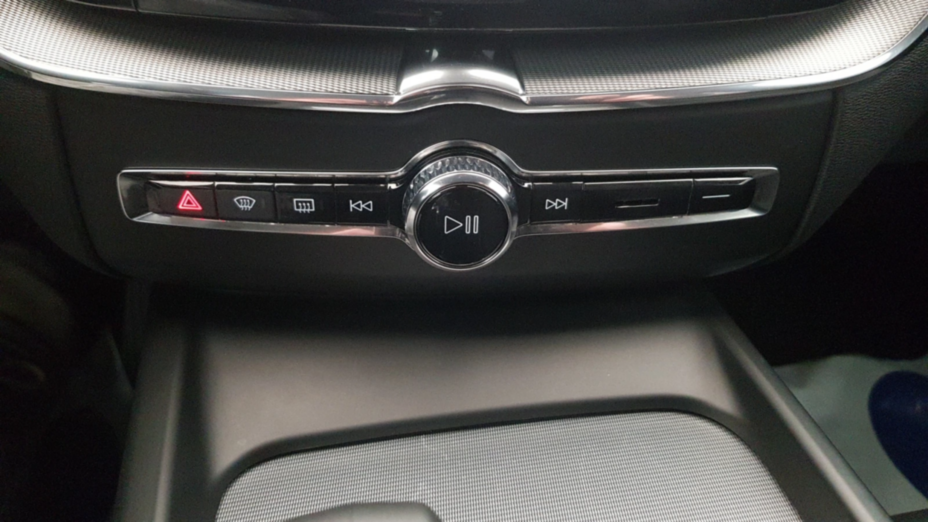 VOLVO XC60 XC60 B4 D AWD Plus Bright aut