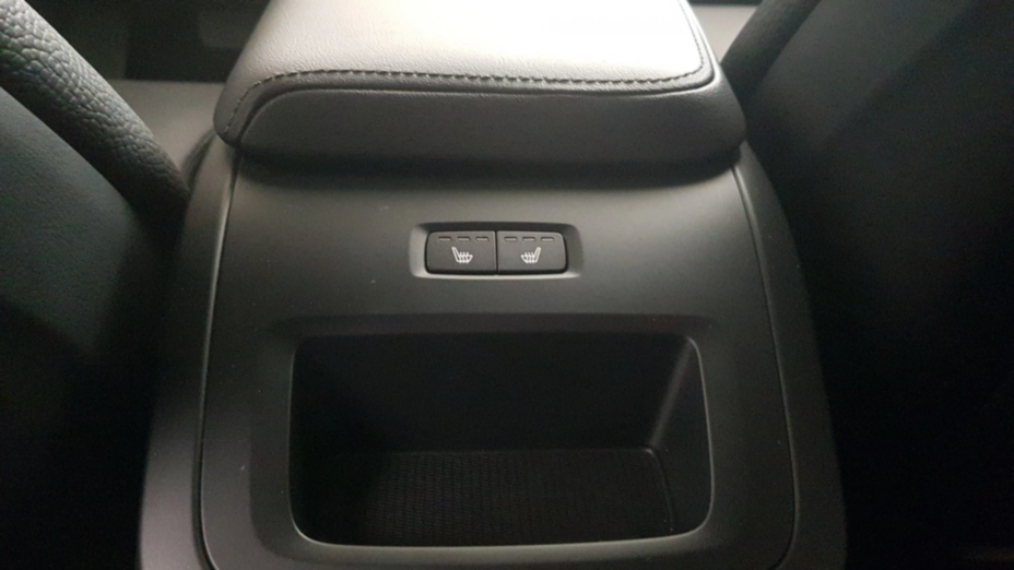 VOLVO XC60 XC60 B4 D AWD Plus Bright aut